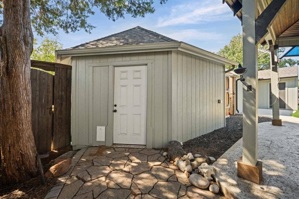 820 Raywood Circle, Plano, TX 75075 820 Raywood Circle, Plano, TX 75075