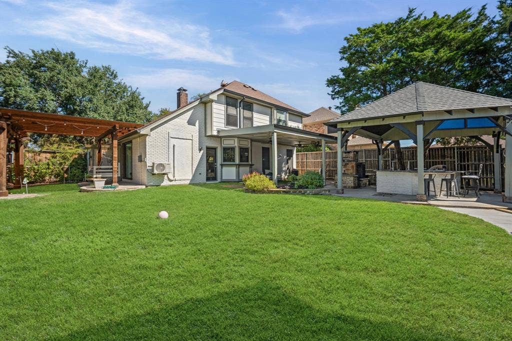 820 Raywood Circle, Plano, TX 75075 Huge backyard on .35 acres