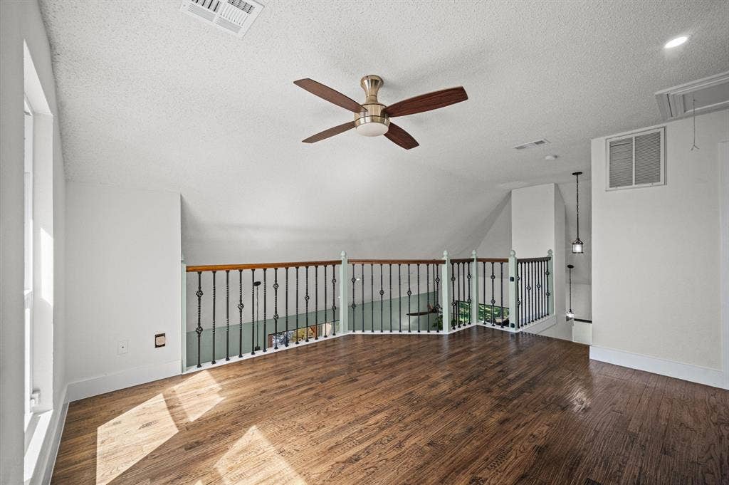 820 Raywood Circle, Plano, TX 75075 Loft can be used as play room or gaming room