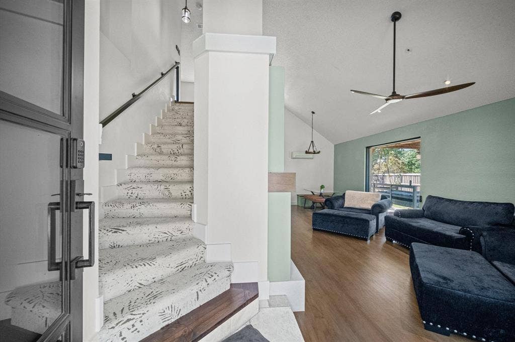 820 Raywood Circle, Plano, TX 75075 Steps with textured carpets