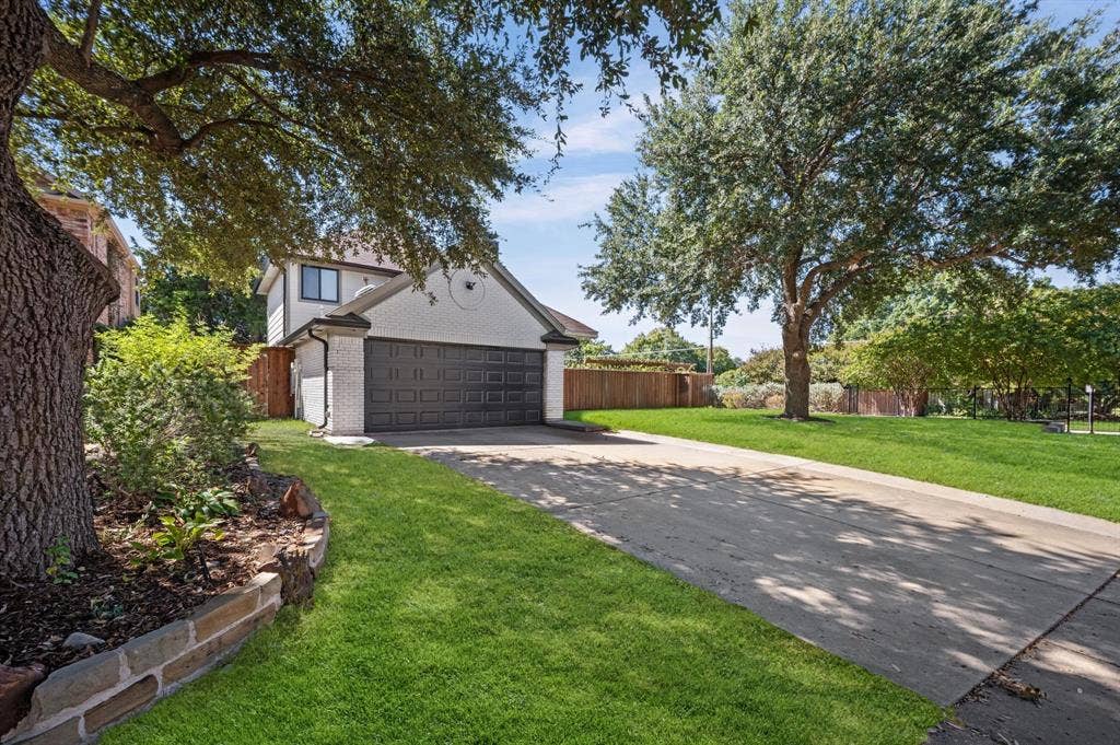820 Raywood Circle, Plano, TX 75075 Log drive for recreational vehicles and more