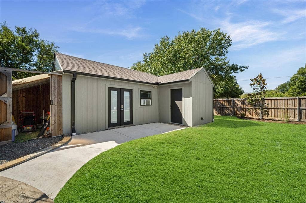 820 Raywood Circle, Plano, TX 75075 Gym room and storage room are attached