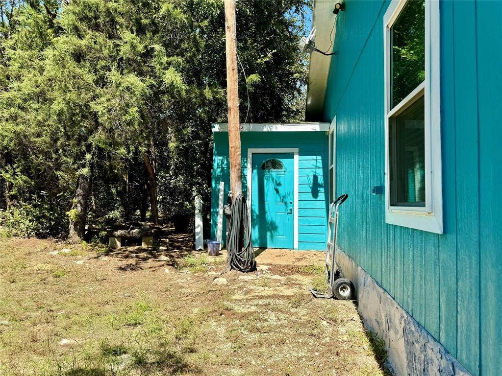 2618 Creekview Drive, Granbury, TX 76048 2618 Creekview Drive, Granbury, TX 76048