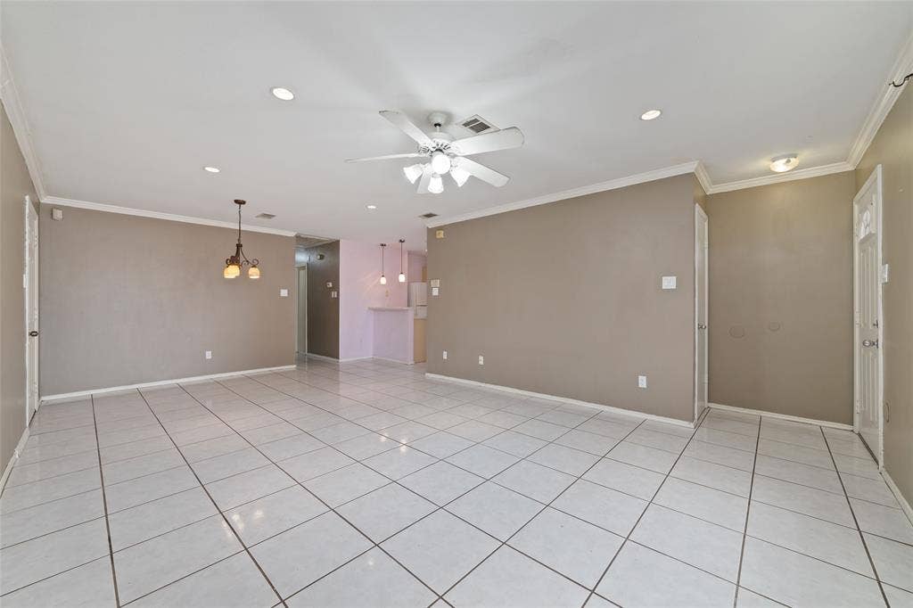 3306 Garrison Court, Houston, TX 77014 3306 Garrison Court, Houston, TX 77014