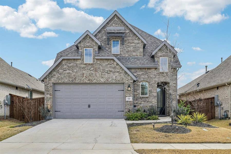 Property photo for 1920 Dappled Grey Avenue, Aubrey, TX