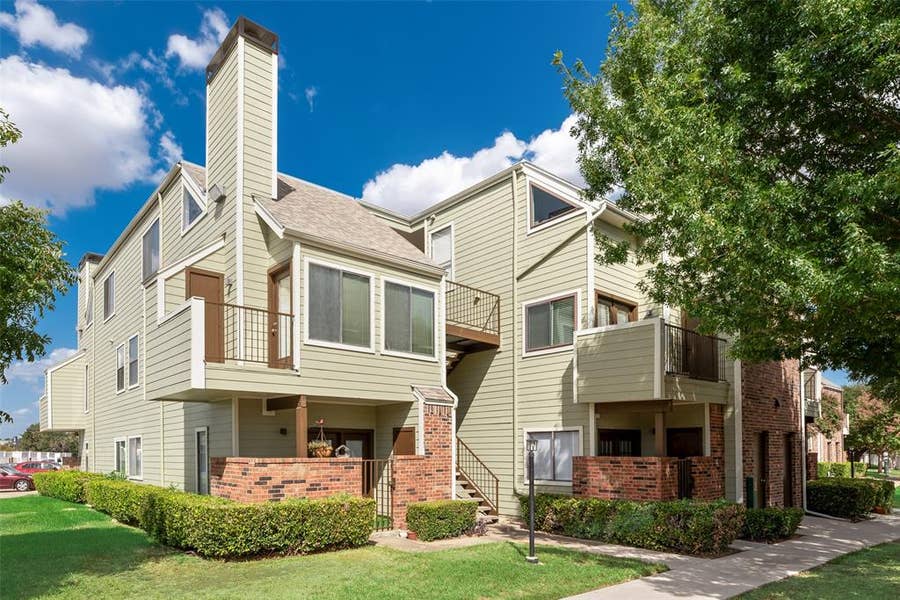 Property photo for 3129 Sondra Drive, #102, Fort Worth, TX
