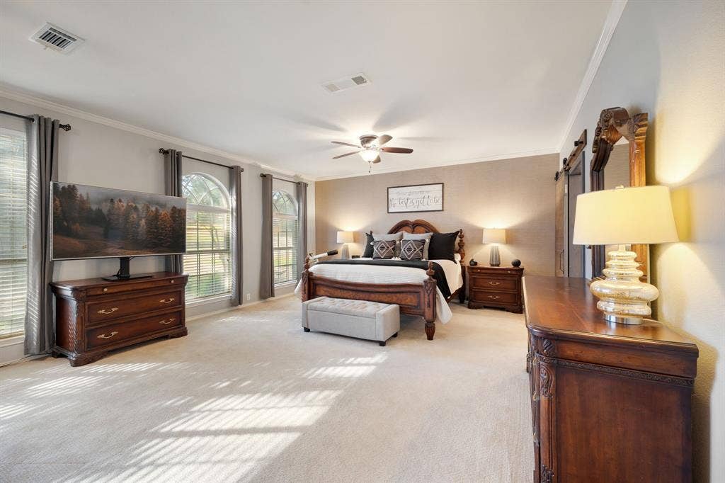 3202 Harbor Pointe Drive, Rowlett, TX 75088 Spacious primary bedroom