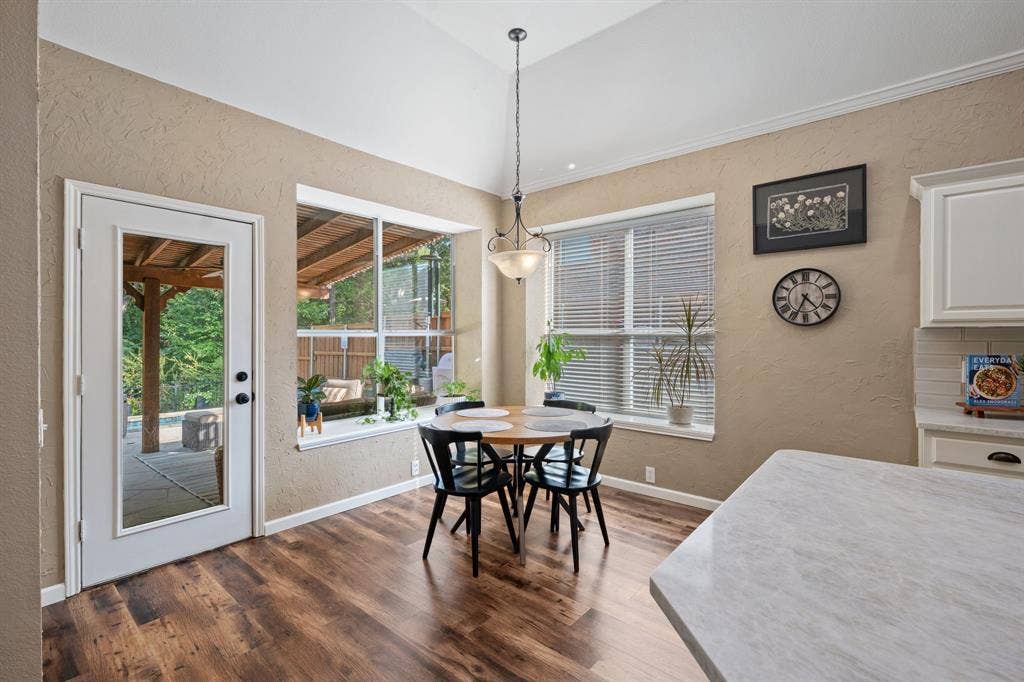 3202 Harbor Pointe Drive, Rowlett, TX 75088 Breakfast nook open to the kitchen