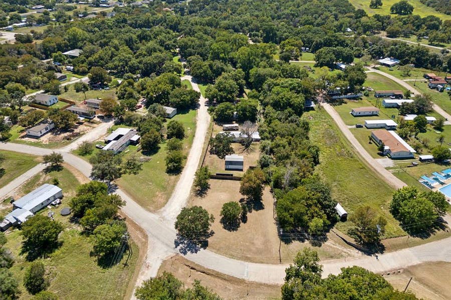 Property photo for 5411 S Oklahoma Trail, Granbury, TX