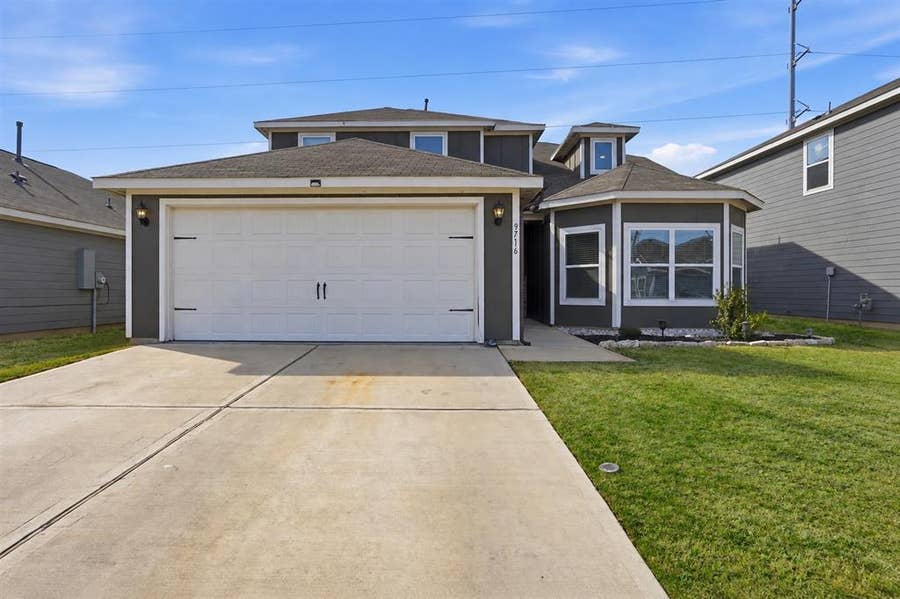Property photo for 9716 Teton Vista Drive, Fort Worth, TX