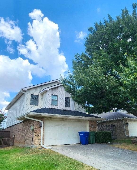 Property photo for 2107 Rose Cliff Lane, Carrollton, TX