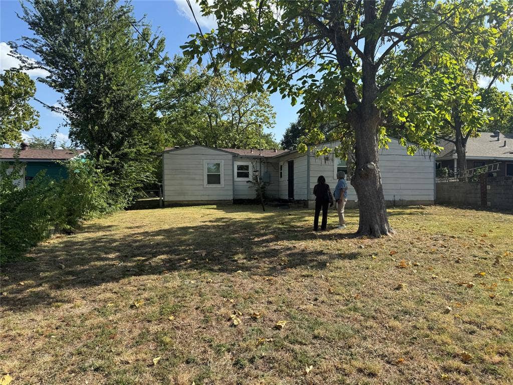 241 Casalita Drive, Garland, TX 75040 Backyard- Huge