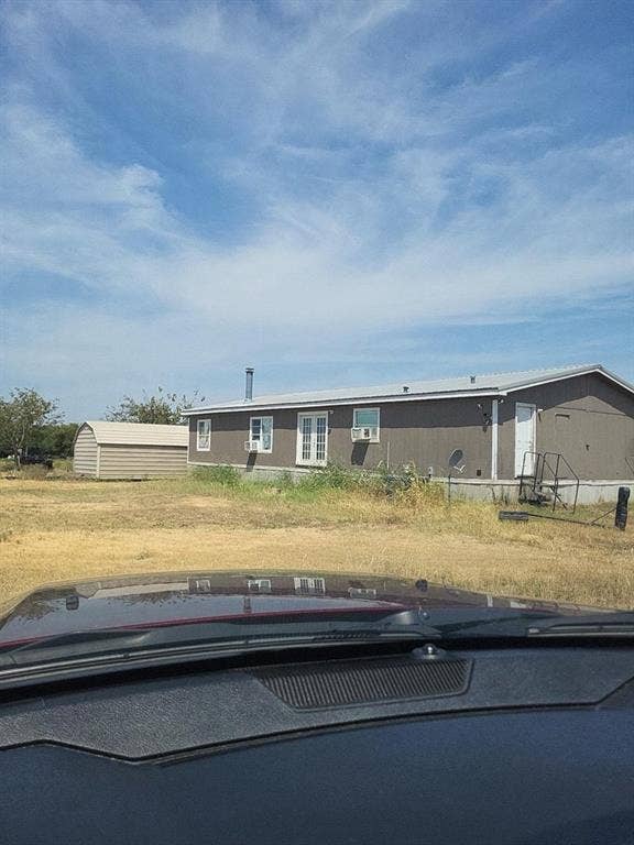 Property photo for 851 County Road 4625, Trenton, TX