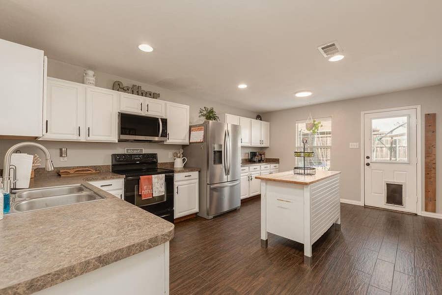 Property photo for 417 Azalea Drive, Fate, TX