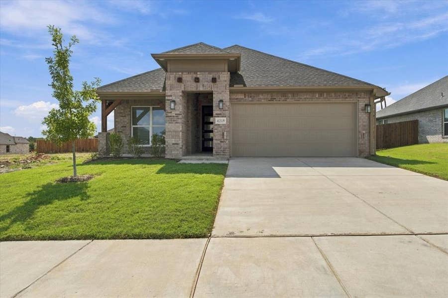 Property photo for 4218 Hummingbird Drive, Sherman, TX