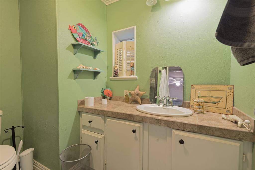 230 Overlook Trail, Gun Barrel City, TX 75156 230 Overlook Trail, Gun Barrel City, TX 75156