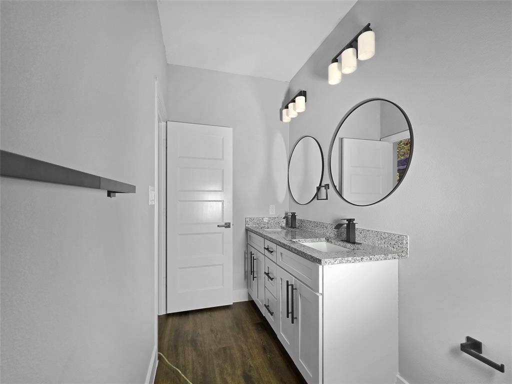 4957 La Prada, Malakoff, TX 75148 4957 La Prada, Malakoff, TX 75148
