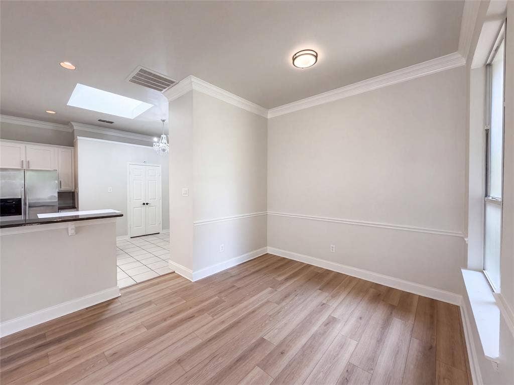 8703 Stonecrest Drive, Irving, TX 75063