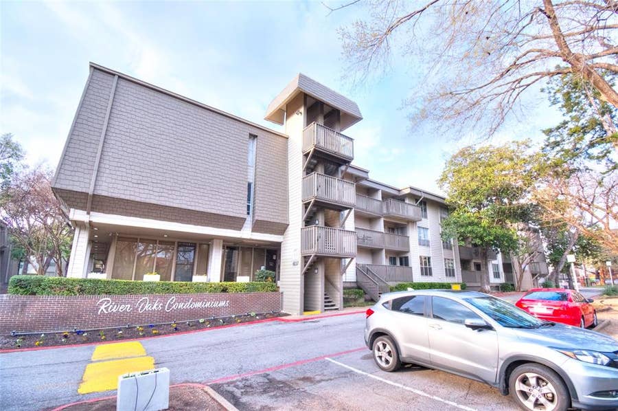 Property photo for 4837 Cedar Springs Road, #304, Dallas, TX
