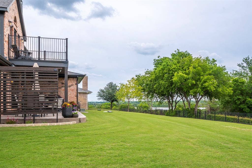 1017 Hilltop Drive, Lavon, TX 75166 1017 Hilltop Drive, Lavon, TX 75166