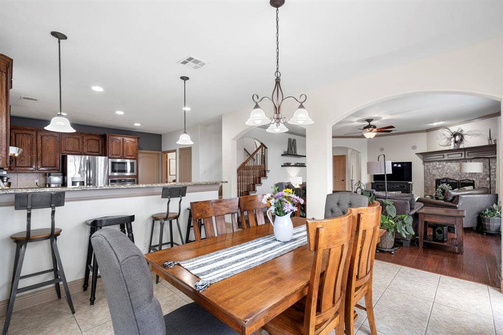1017 Hilltop Drive, Lavon, TX 75166 1017 Hilltop Drive, Lavon, TX 75166