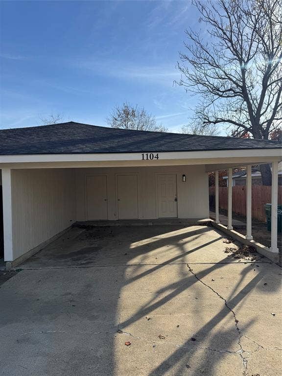 1104-1106 Mulkey Lane, Denton, TX 76209 1104-1106 Mulkey Lane, Denton, TX 76209