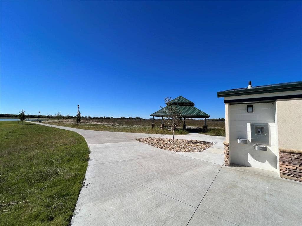 4005 Gray Wolf Drive, Melissa, TX 75454