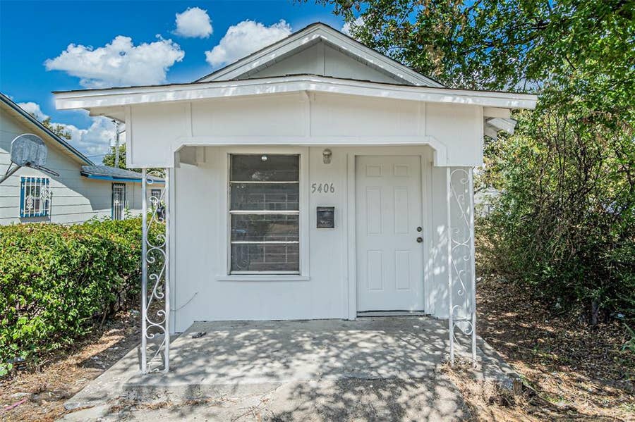 Property photo for 5406 Houghton Avenue, Fort Worth, TX