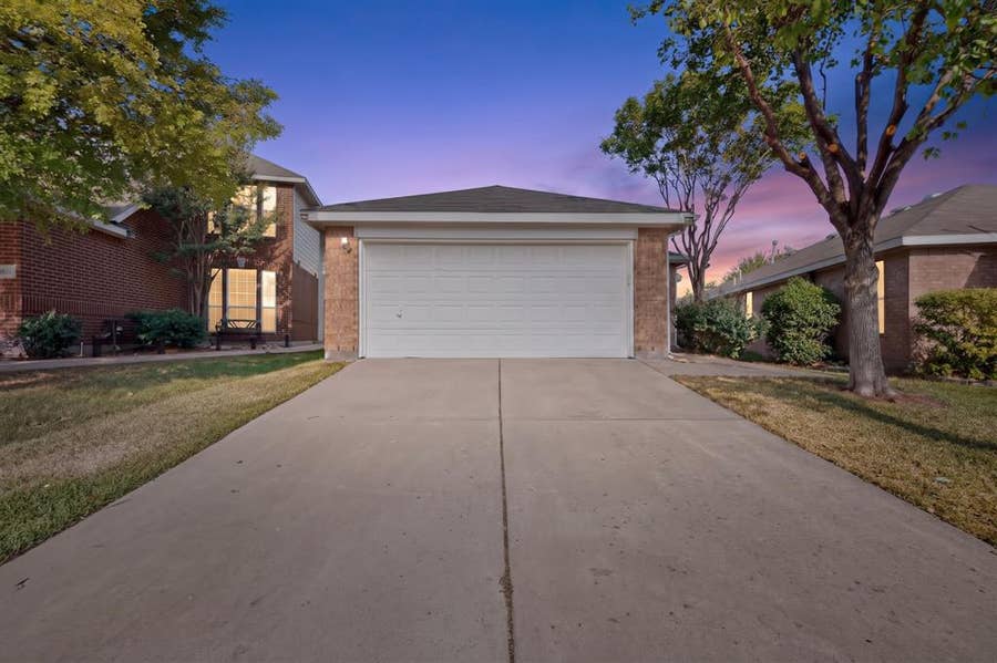 Property photo for 11529 Petunia Drive, Fort Worth, TX