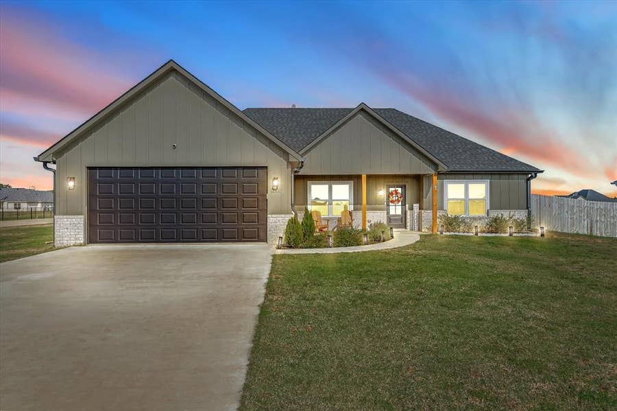 Property photo for 12608 CR 499, Lindale, TX