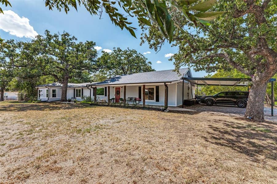 Property photo for 220 Ash Creek Drive W, Sanctuary, TX