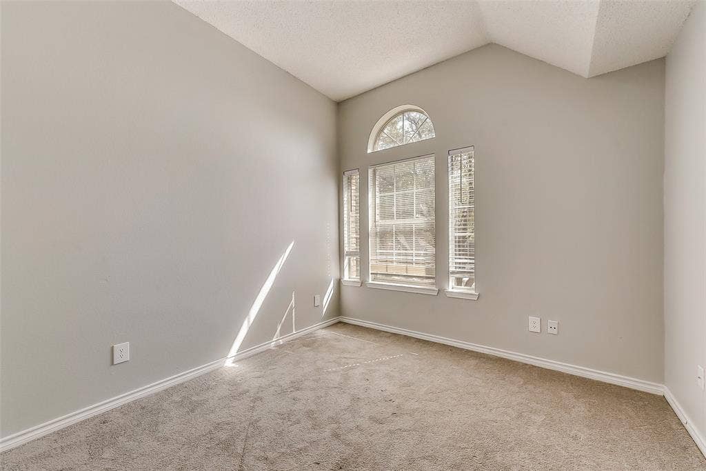 503 Las Cruces Drive, Irving, TX 75063 503 Las Cruces Drive, Irving, TX 75063