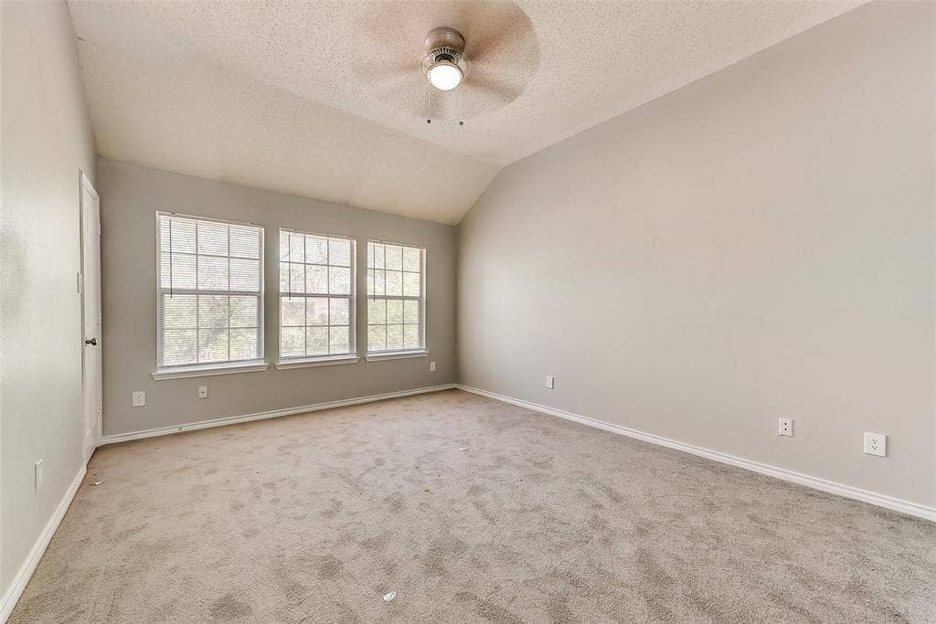 503 Las Cruces Drive, Irving, TX 75063 503 Las Cruces Drive, Irving, TX 75063