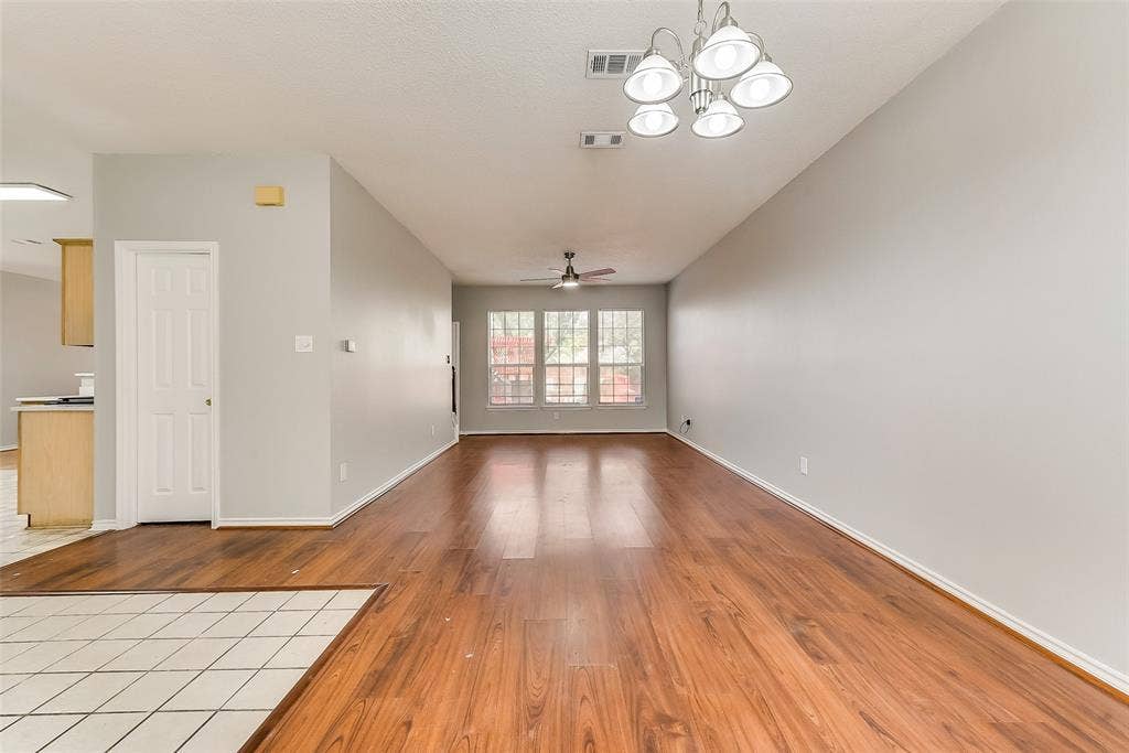503 Las Cruces Drive, Irving, TX 75063 503 Las Cruces Drive, Irving, TX 75063