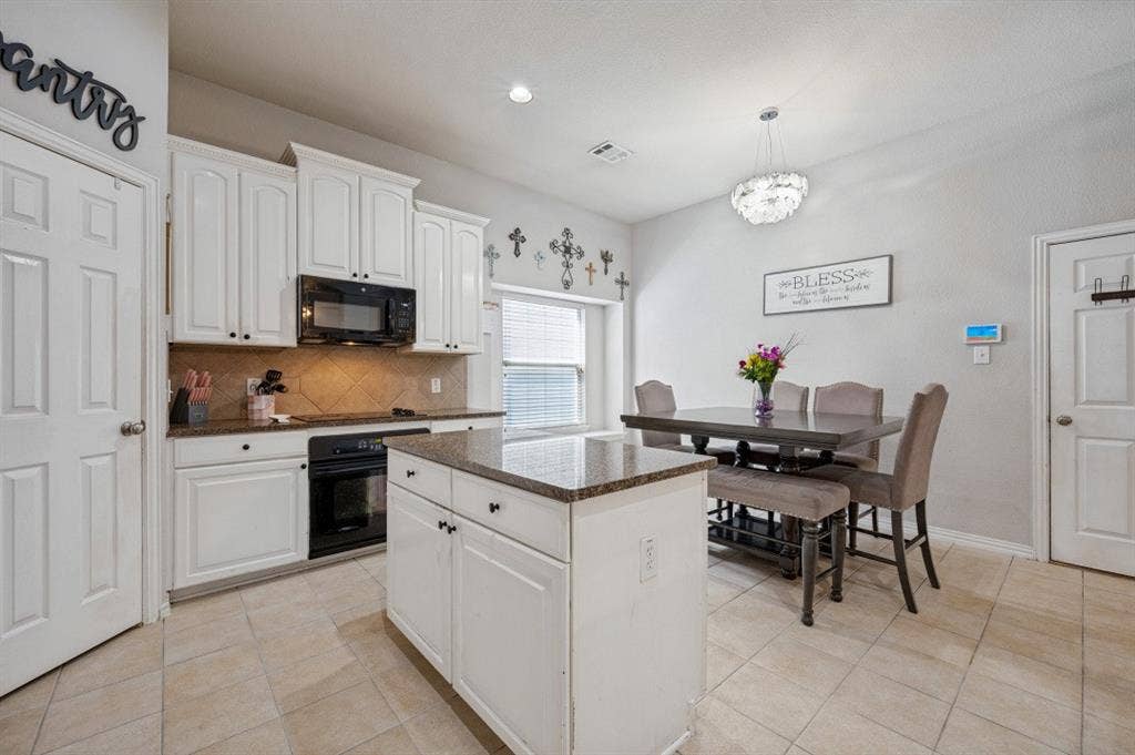 6408 Sapphire Drive, McKinney, TX 75070 6408 Sapphire Drive, McKinney, TX 75070