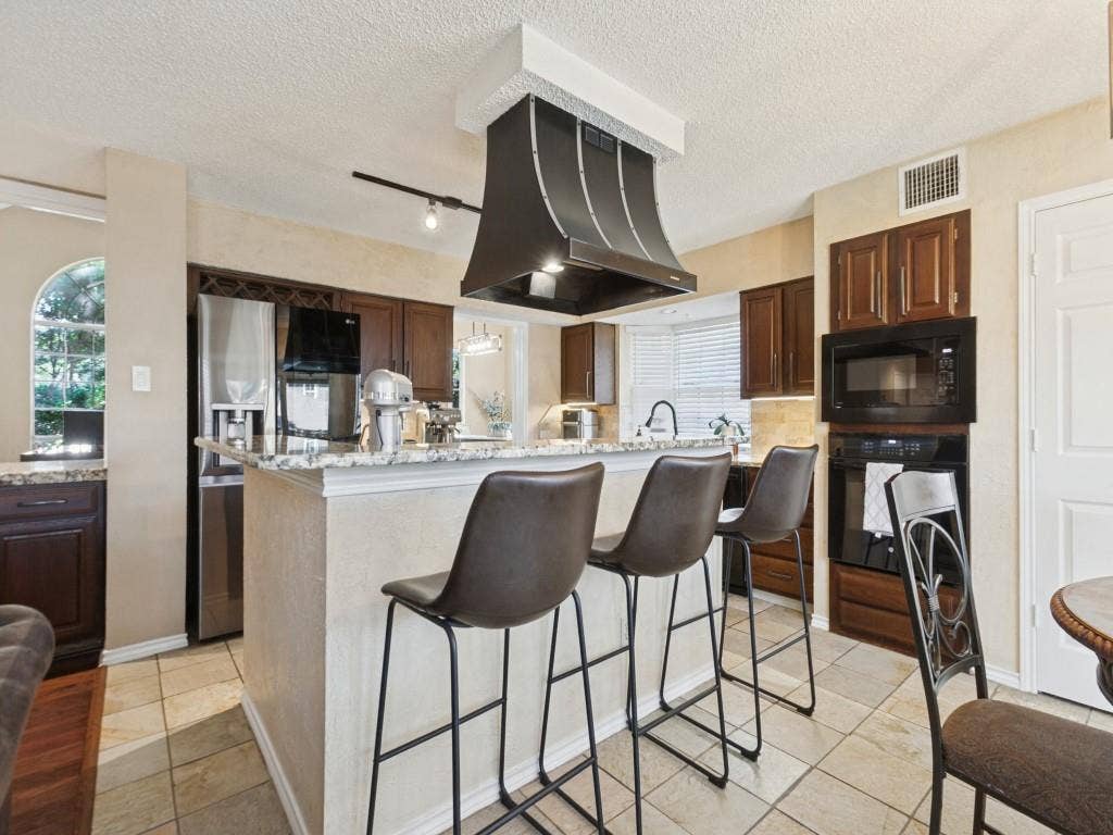 6701 Biltmore Place, Plano, TX 75023 Granite Countertops