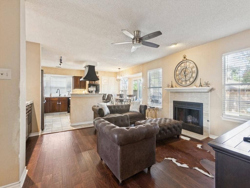 6701 Biltmore Place, Plano, TX 75023 6701 Biltmore Place, Plano, TX 75023