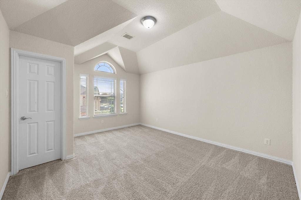 709 Netherfield Parkway, Mansfield, TX 76063