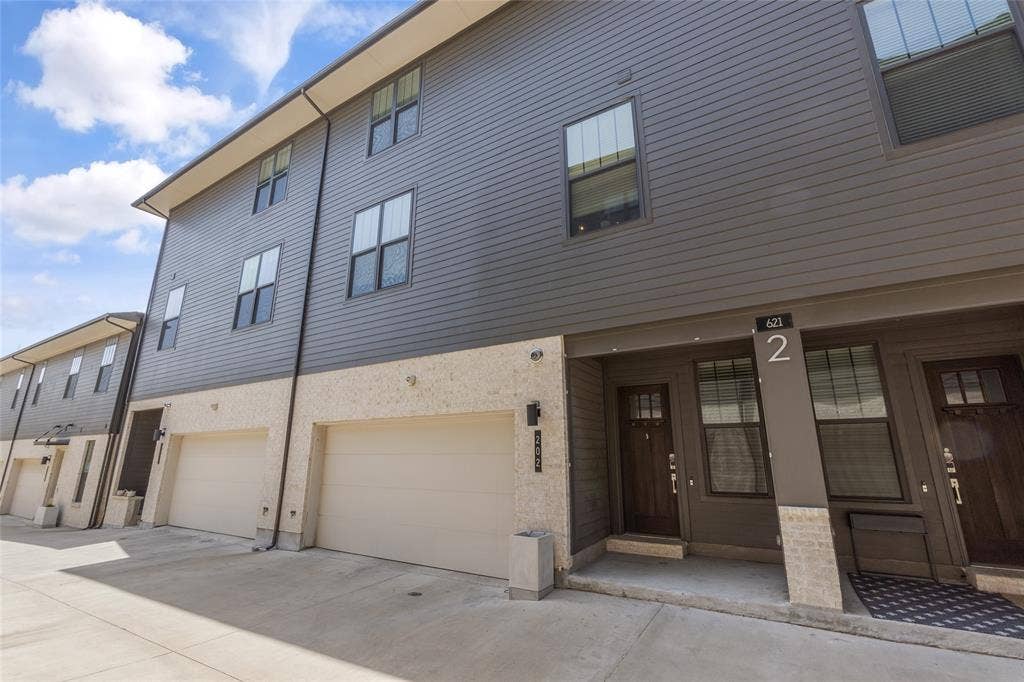 621 N Tyler Street, #202, Dallas, TX 75208 621 N Tyler Street, #202, Dallas, TX 75208
