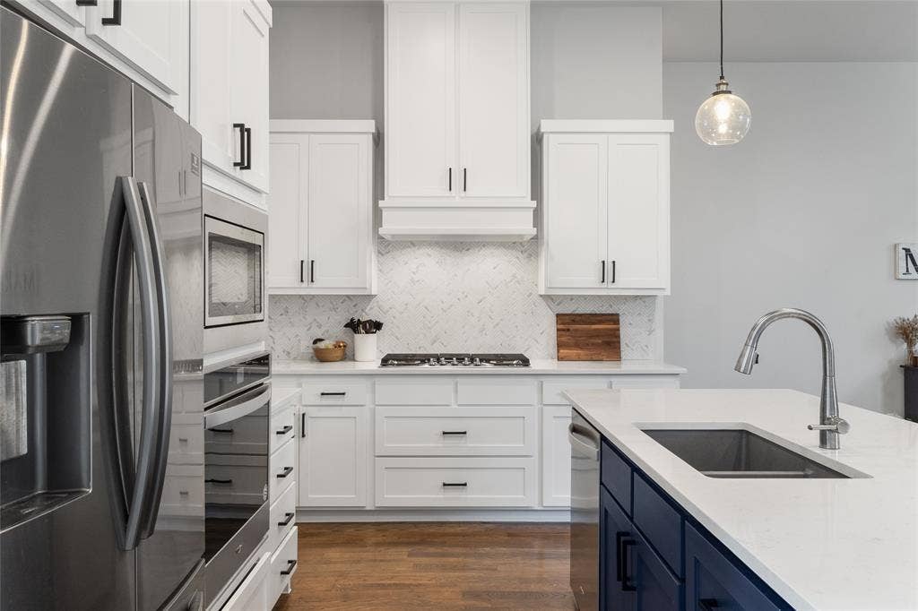 621 N Tyler Street, #202, Dallas, TX 75208 621 N Tyler Street, #202, Dallas, TX 75208