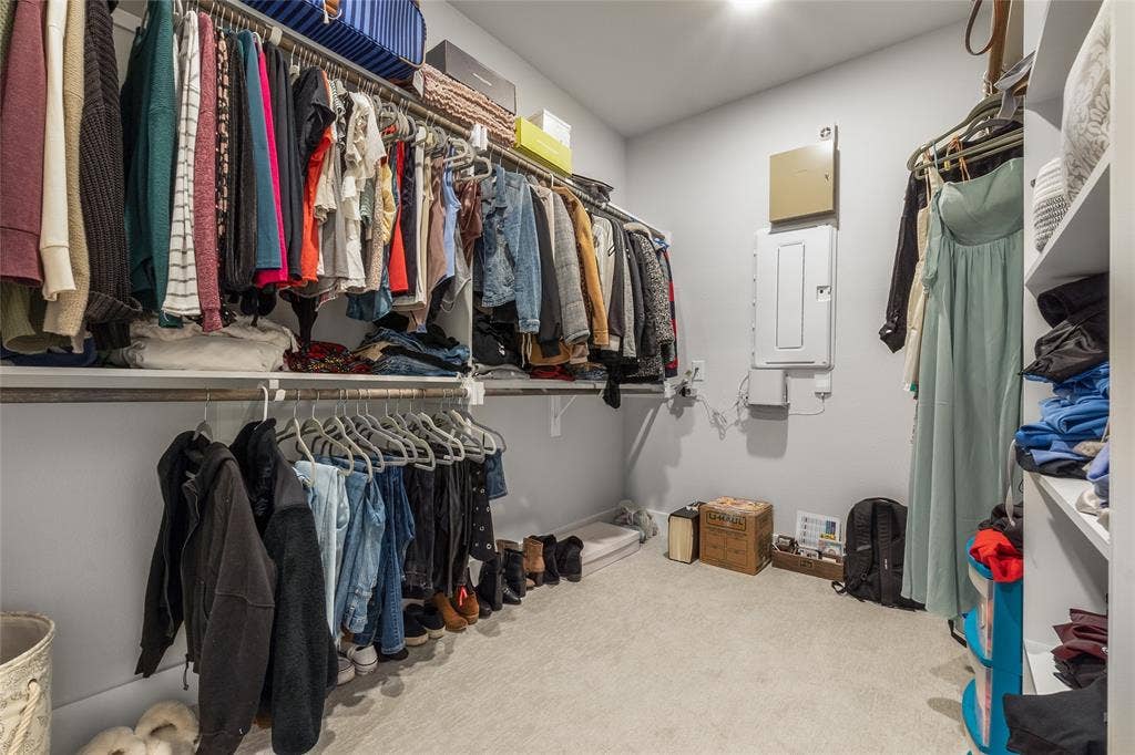 621 N Tyler Street, #202, Dallas, TX 75208 621 N Tyler Street, #202, Dallas, TX 75208