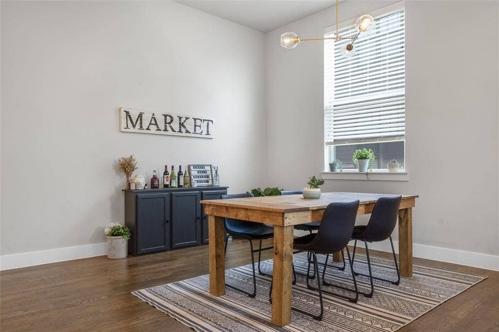 621 N Tyler Street, #202, Dallas, TX 75208 621 N Tyler Street, #202, Dallas, TX 75208