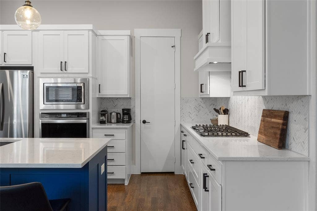 621 N Tyler Street, #202, Dallas, TX 75208 621 N Tyler Street, #202, Dallas, TX 75208