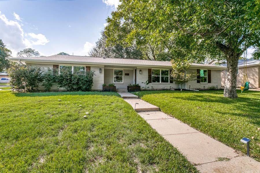 Property photo for 721 Hurstview Drive, Hurst, TX