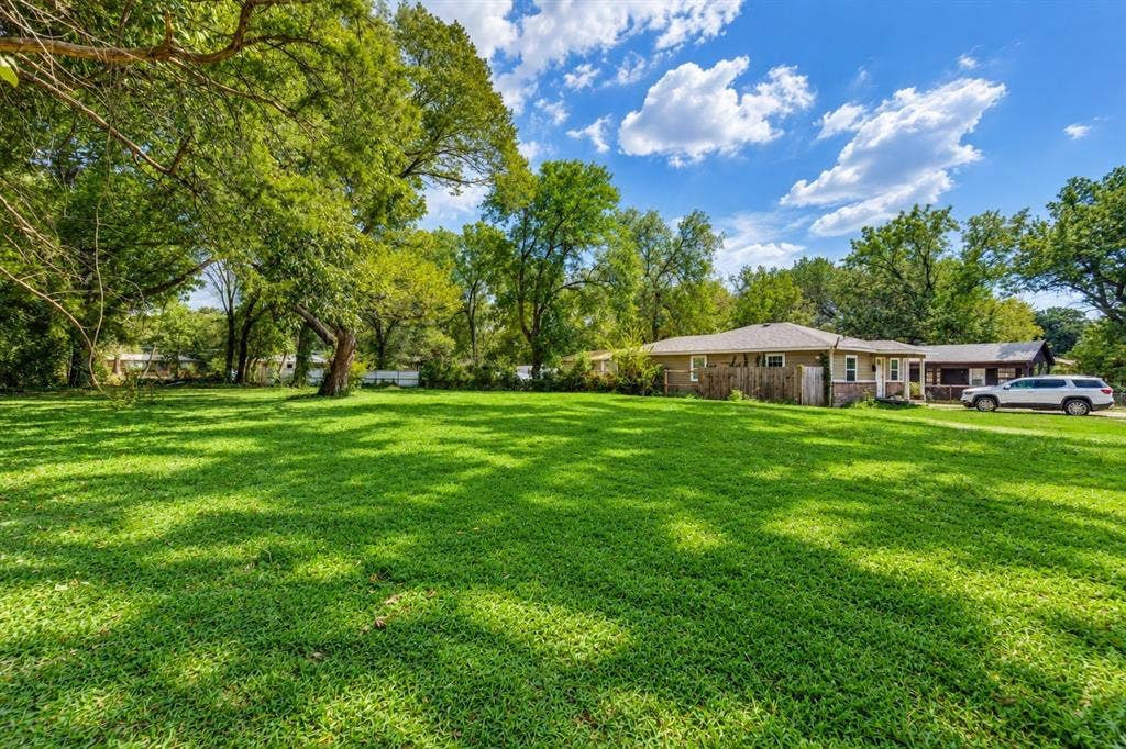 3014 Reed Lane, Dallas, TX 75215 Staged
