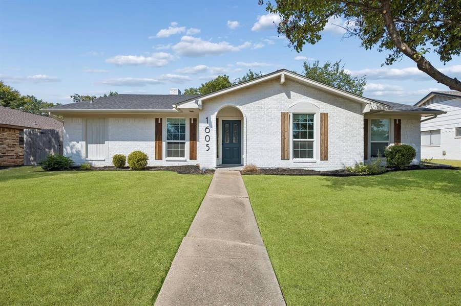 Property photo for 1605 Versailles Drive, Richardson, TX