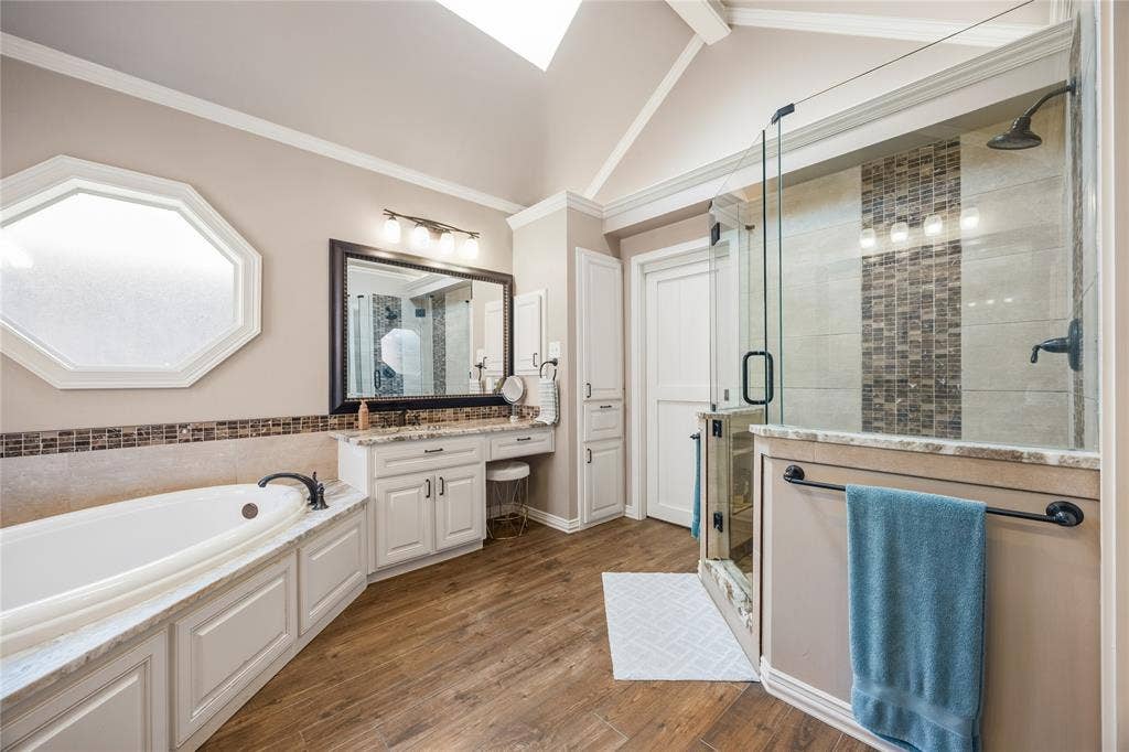 305 Brock Street, Coppell, TX 75019 305 Brock Street, Coppell, TX 75019