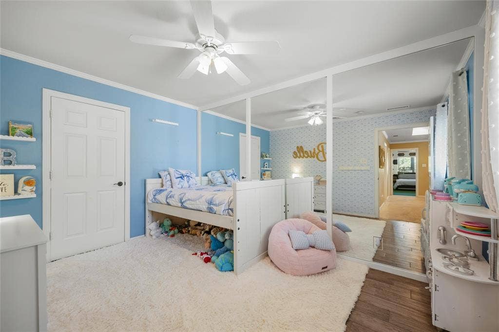 305 Brock Street, Coppell, TX 75019 305 Brock Street, Coppell, TX 75019