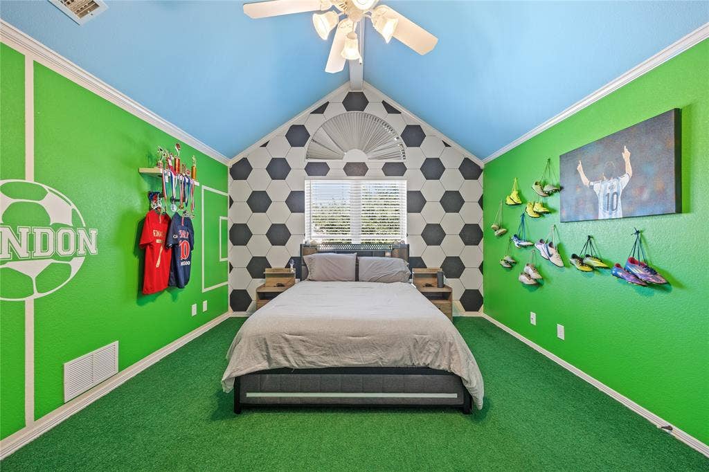 305 Brock Street, Coppell, TX 75019 305 Brock Street, Coppell, TX 75019