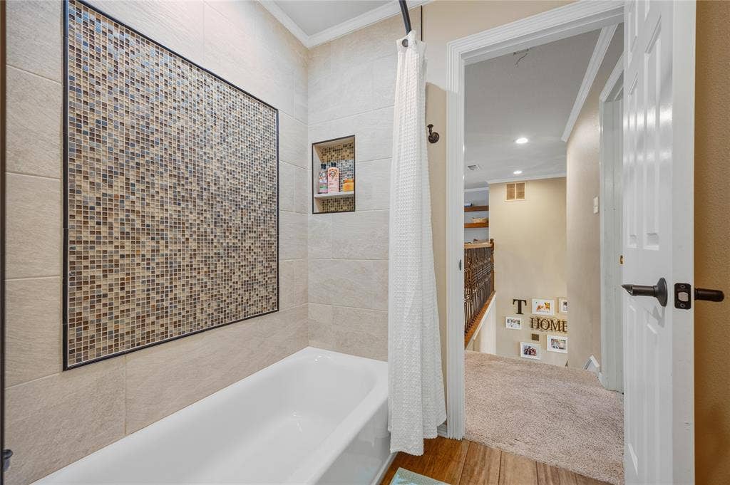 305 Brock Street, Coppell, TX 75019 305 Brock Street, Coppell, TX 75019
